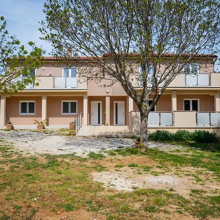 Ferienhaus Veronika *