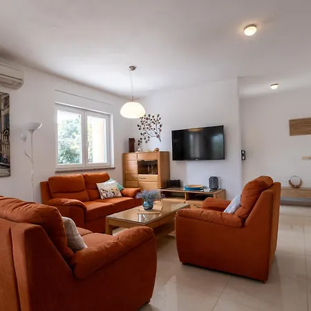 Veronika Ferienhaus Vinkuran